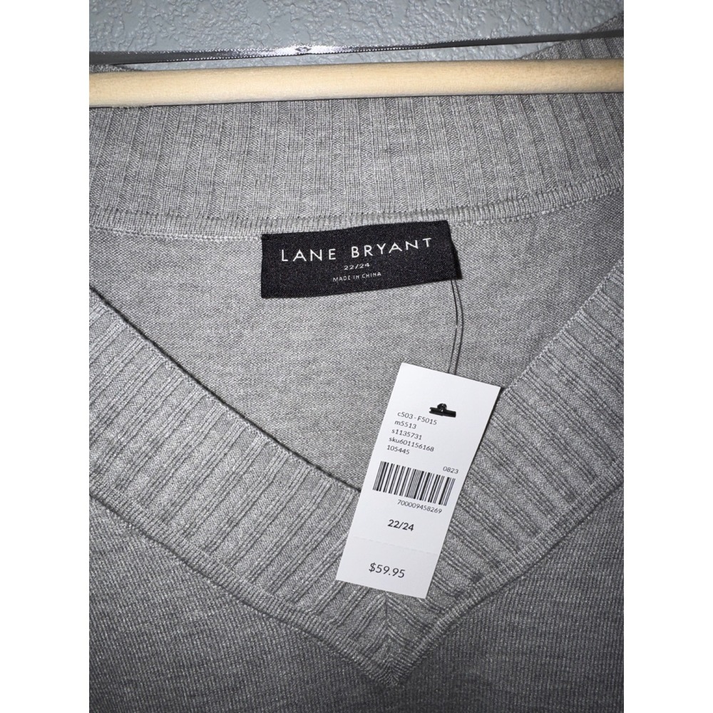 Lane Bryant Heather Grey V-Neck Sweater Plus Size 22/24 NWT Lightweight Knit - Picture 2 of 4